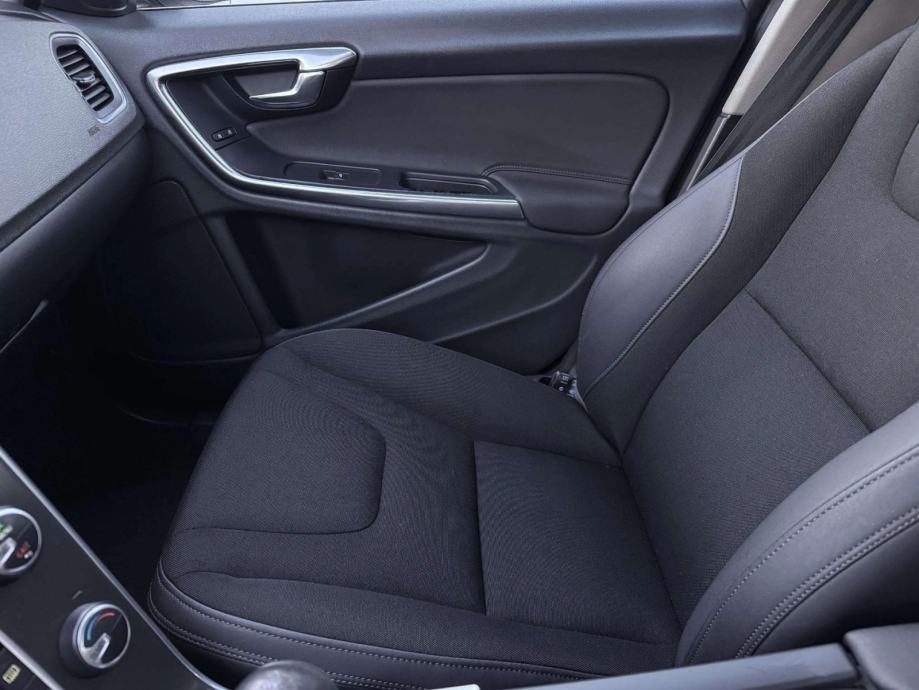 VOLVO S60 *REG 03/2027**TOP STANJE** SERVISI NAPRAVLJENI**, fotografija 11