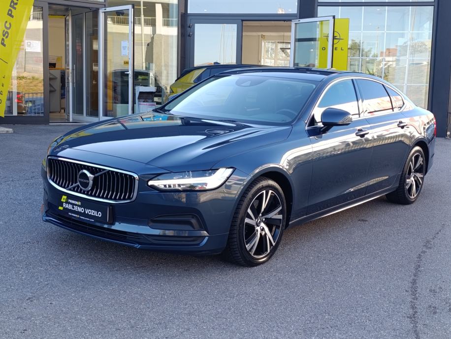 Volvo S90 D4 Momentum Automatik, kupljen u HR, servisna ovlašteni, fotografija 2