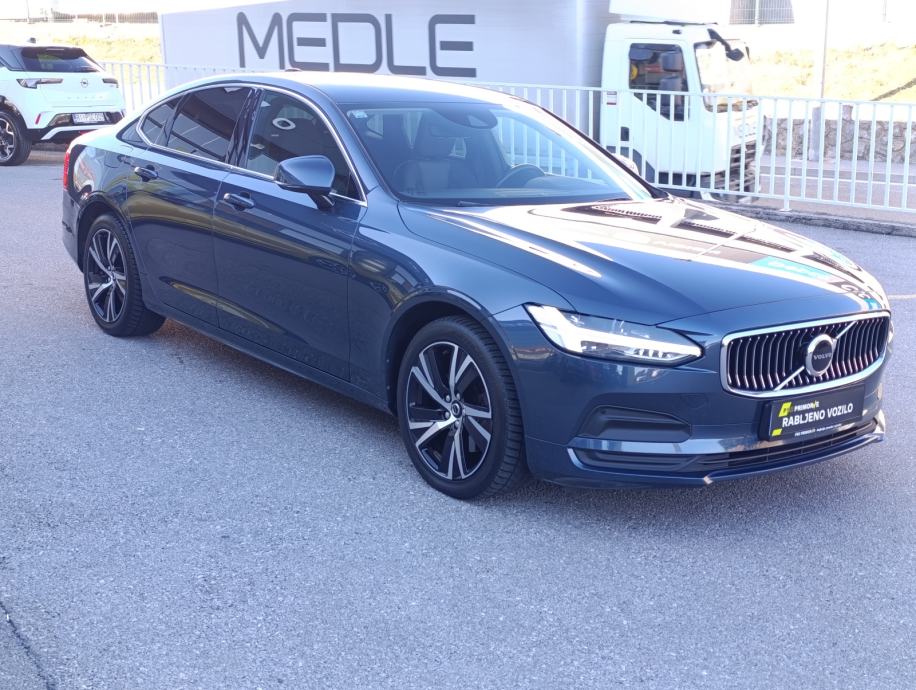 Volvo S90 D4 Momentum Automatik, kupljen u HR, servisna ovlašteni, fotografija 4