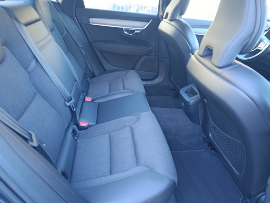 Volvo S90 D4 Momentum Automatik, kupljen u HR, servisna ovlašteni, fotografija 12