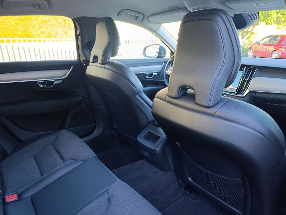 Volvo S90 D4 Momentum Automatik, kupljen u HR, servisna ovlašteni, fotografija 14