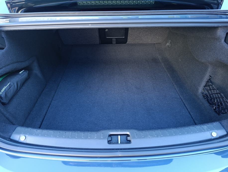 Volvo S90 D4 Momentum Automatik, kupljen u HR, servisna ovlašteni, fotografija 16
