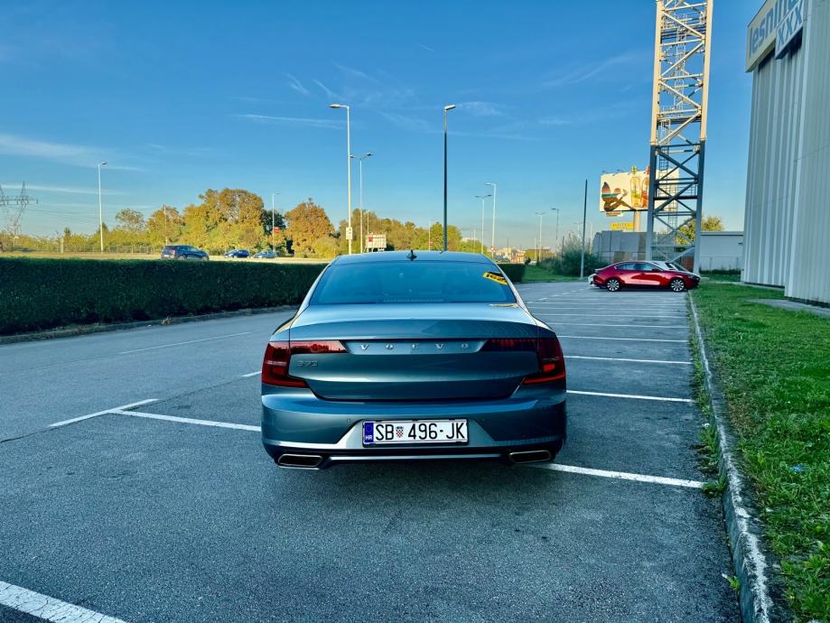 VOLVO S90 D4 R-DESIGN 190 KS | VELIKI SERVIS | REG. 05/27, fotografija 2