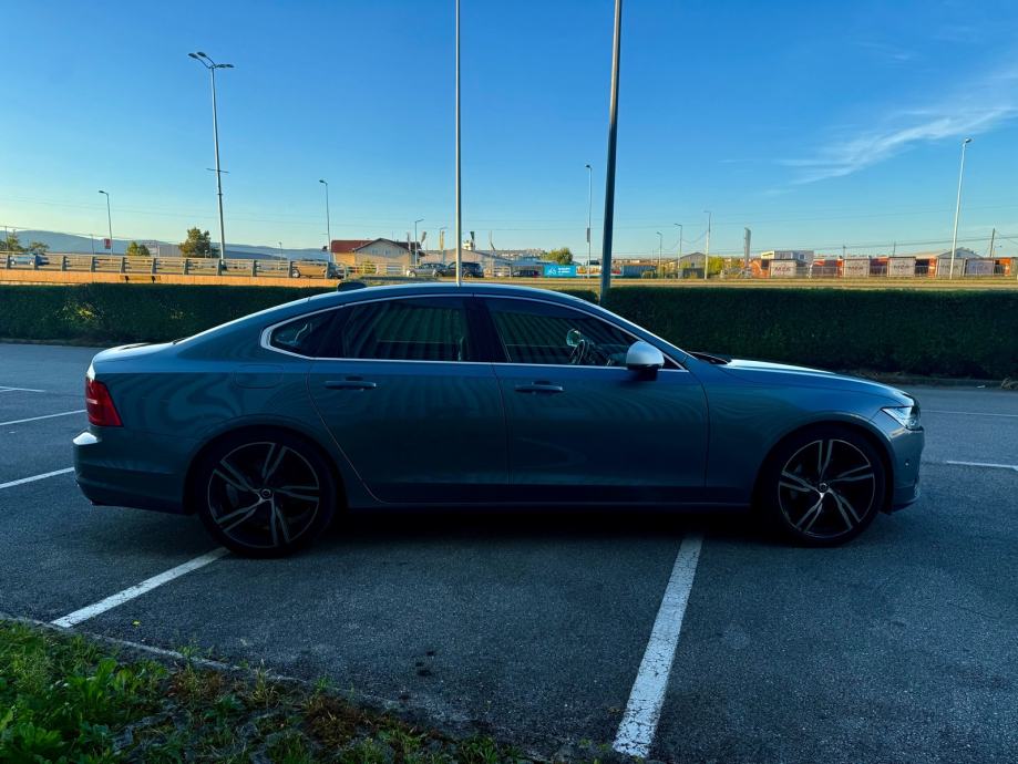 VOLVO S90 D4 R-DESIGN 190 KS | VELIKI SERVIS | REG. 05/27, fotografija 5