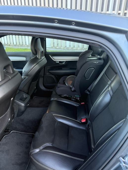 VOLVO S90 D4 R-DESIGN 190 KS | VELIKI SERVIS | REG. 05/27, fotografija 12