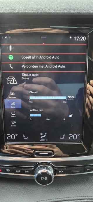 Volvo S90 Momentum D3 Geartronic, fotografija 15