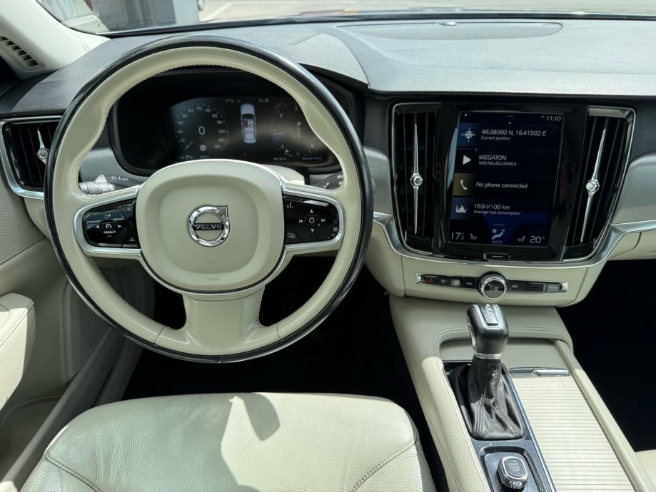Volvo S90 D4, fotografija 13