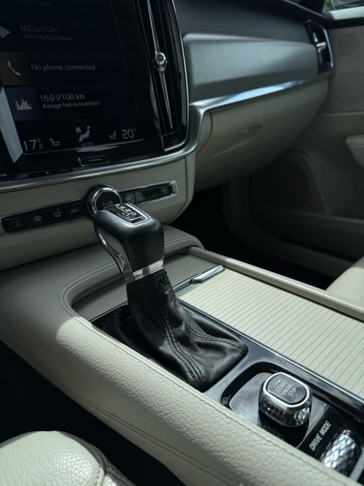 Volvo S90 D4, fotografija 16