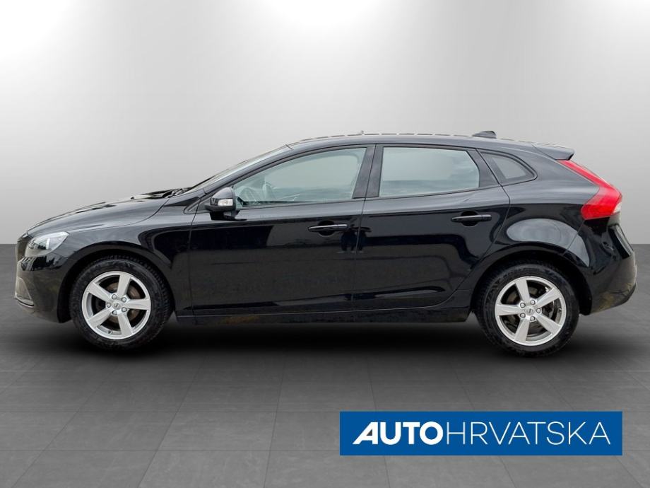 VOLVO V40 2.0 D 2.0 D4, 11.890,00 € - Akcija, fotografija 2