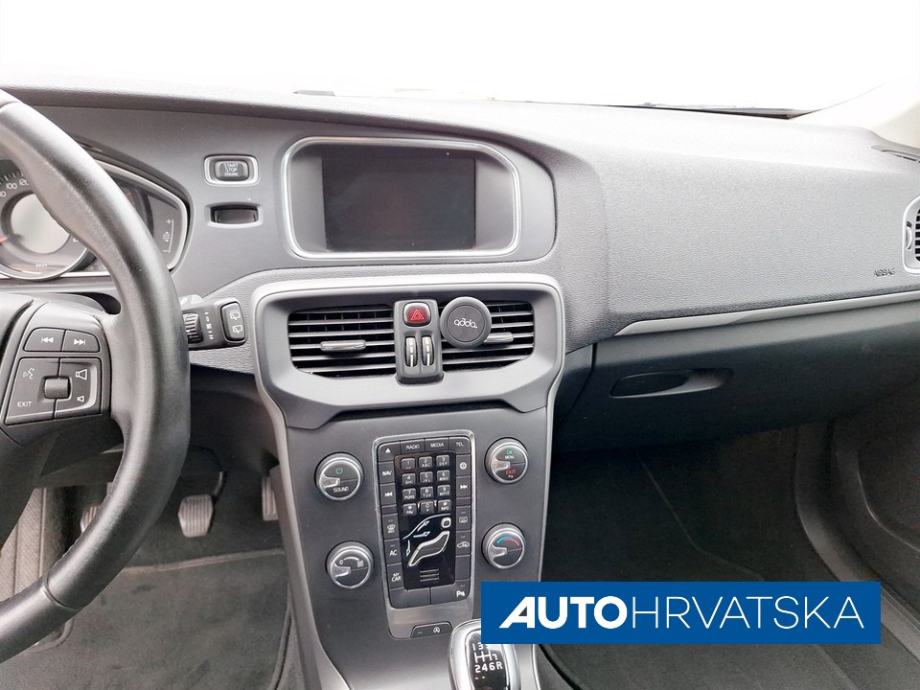 VOLVO V40 2.0 D 2.0 D4, 11.890,00 € - Akcija, fotografija 10