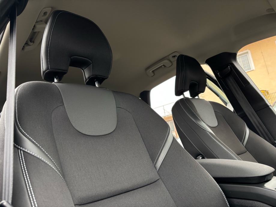 Volvo V40 2.0d, LEASING BEZ UCESCA, Garancija 1.god!!, fotografija 19