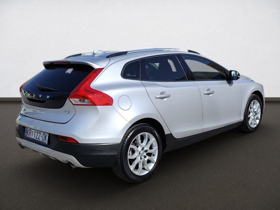 Volvo V40 Cross Country T3, fotografija 6