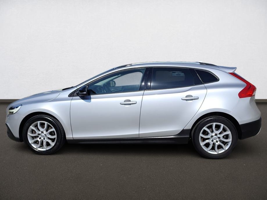 Volvo V40 Cross Country T3, fotografija 9
