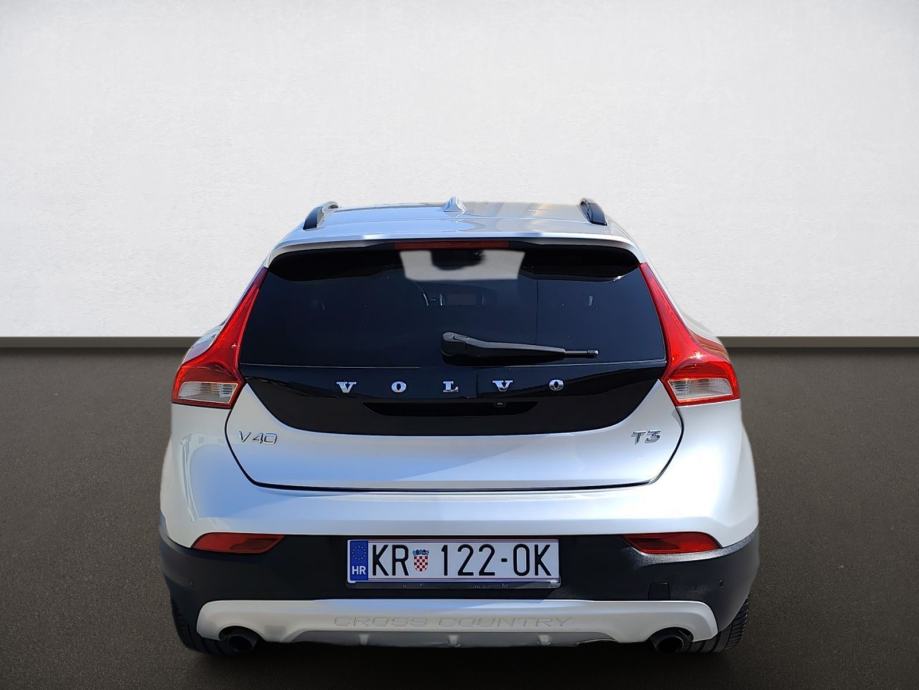 Volvo V40 Cross Country T3, fotografija 14