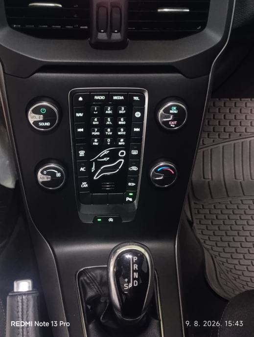 Volvo V40 D2 AUTOMATIK, fotografija 7