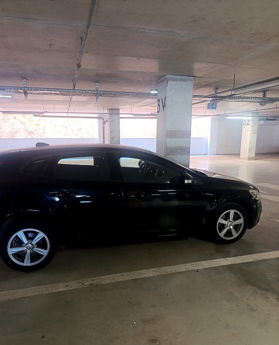 Volvo V40 D2 AUTOMATIK, fotografija 9