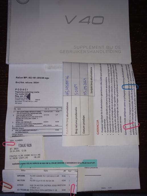 Volvo V40 D2 2.0 | Veliki servis + Nove Michelin gume | Reg.02/2027, fotografija 6