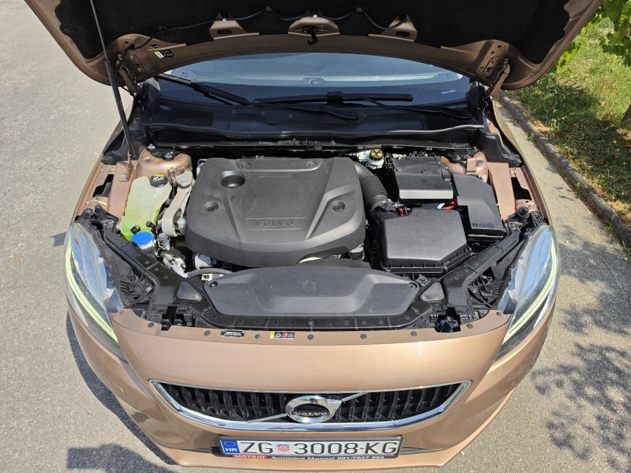 Volvo V40 D3, fotografija 7