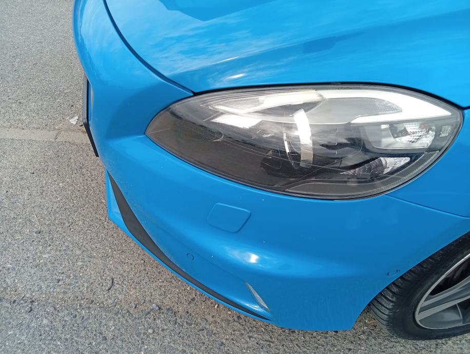 Volvo V40 D4 2.0 (140KW) R - Design mod.2015 - PANORAMA/ PDC/ KOŽA, fotografija 10