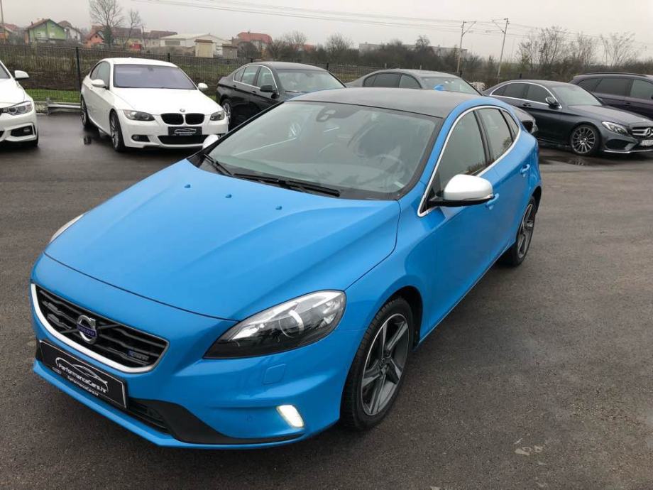 Get V40 R Design D4 Pics