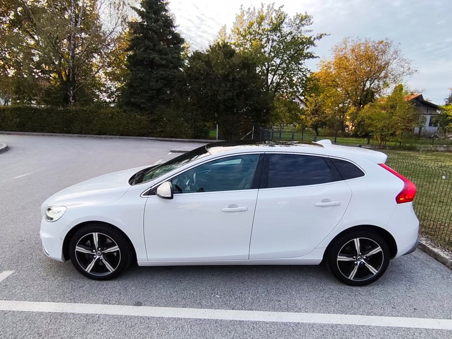 Volvo V40 T3 R-Design 152KS Automatik | 2018.| Facelift | TOP st. PDV, fotografija 6