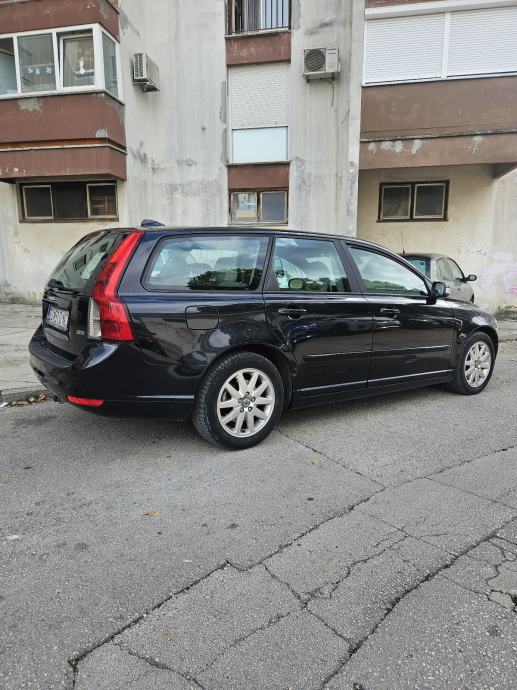 Volvo V50 2,0 D, fotografija 5