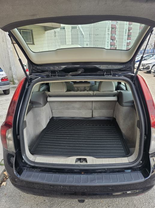 Volvo V50 2,0 D, fotografija 7