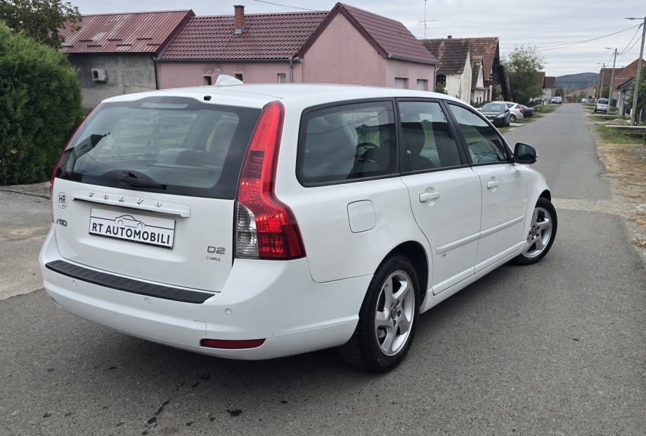 VOLVO V50 D2 1.6 d 2012 god, fotografija 2