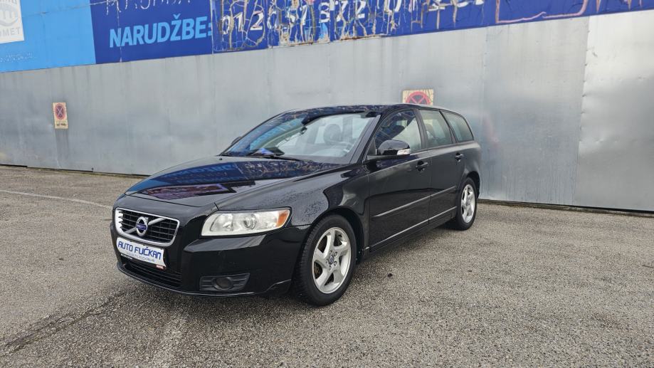 Volvo V50 1.6D  Momentum