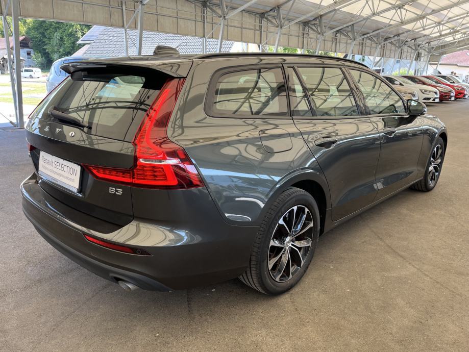 Volvo V60 B3P Momentum Pro Automatik, fotografija 4