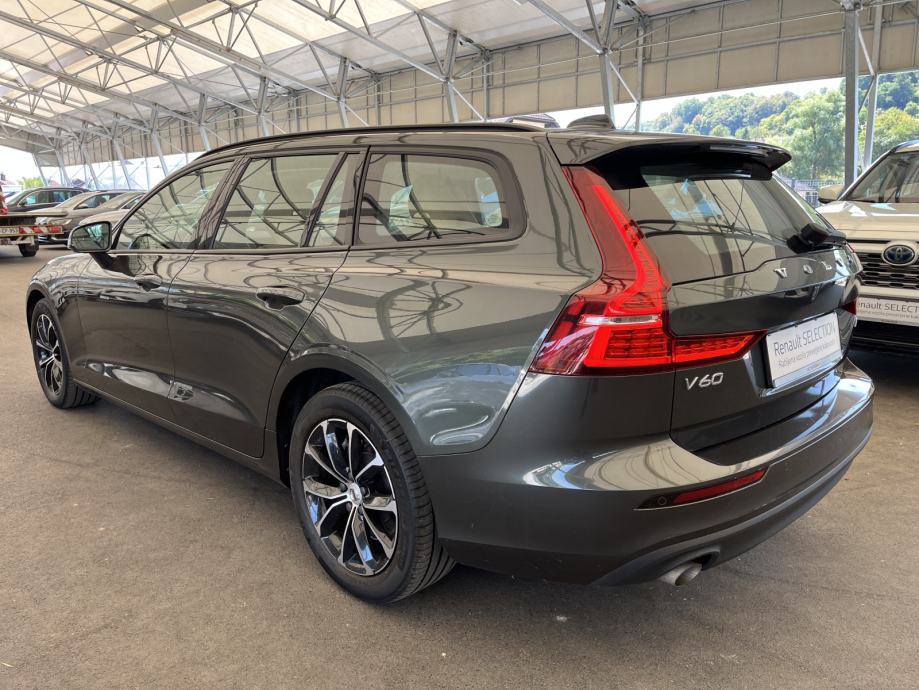 Volvo V60 B3P Momentum Pro Automatik, fotografija 6