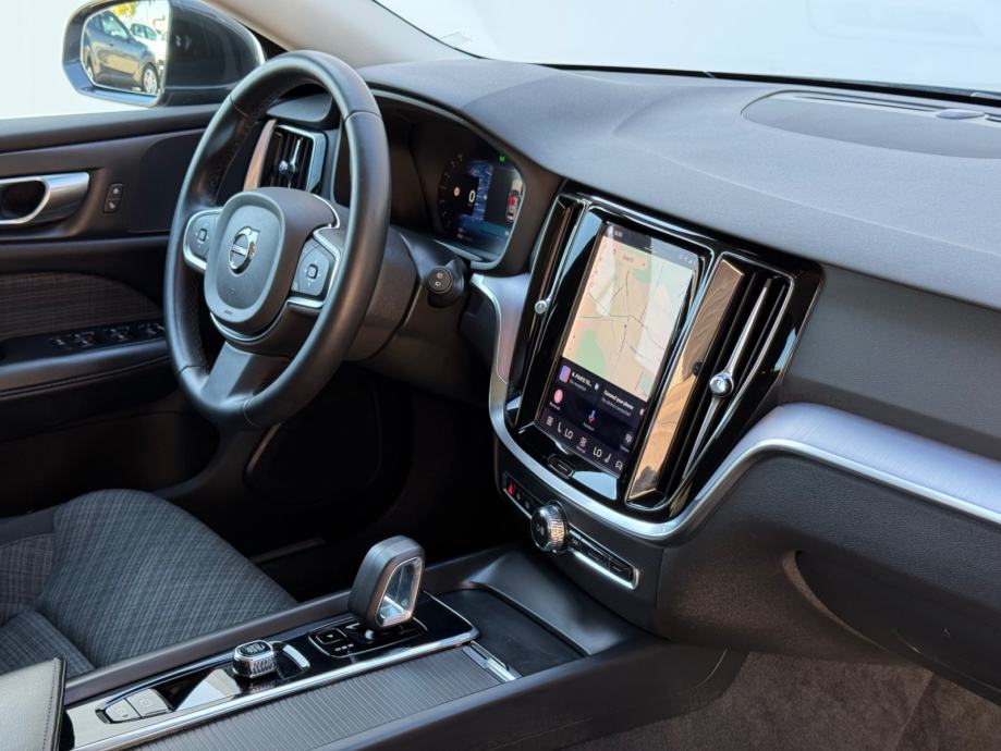 Volvo V60 B4D Core| 24MJ JAMSTVA | U PDV-U, fotografija 10