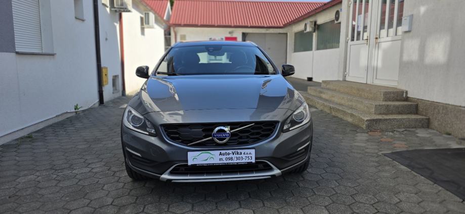 Volvo V60 Cross Country 2.0, 4D,automatic,nema pristojbe,reg 1 god., fotografija 5