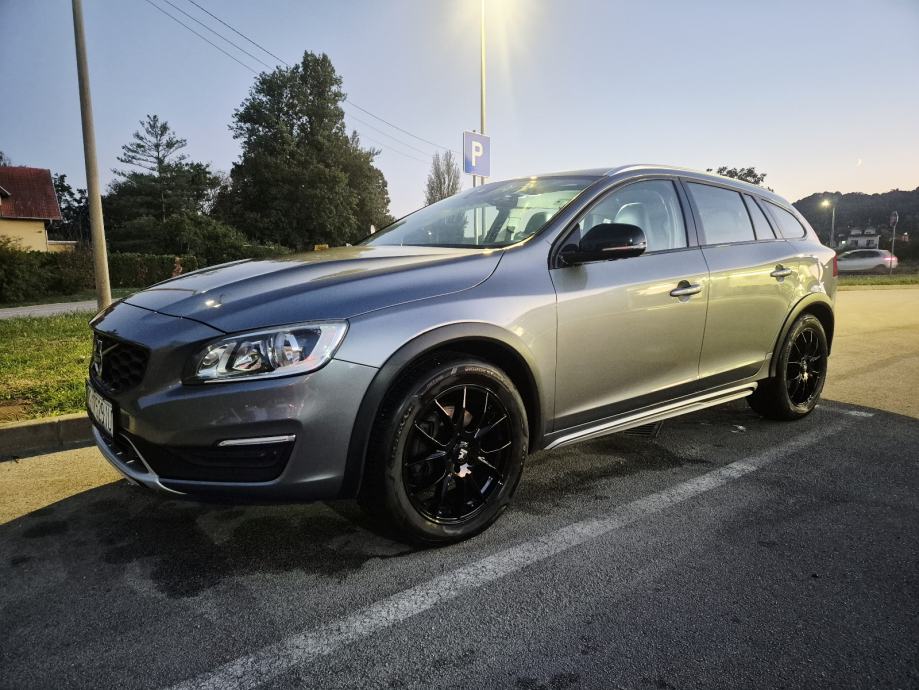 Volvo V60 Cross Country