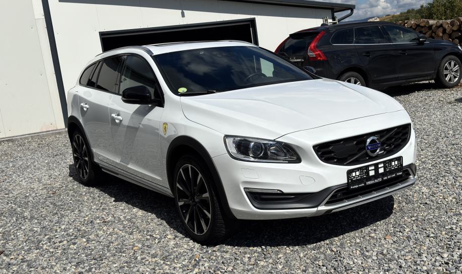 Volvo V60 Cross Country 2.0 D3*Automatik*Summum*Ne plaća se prijenos, fotografija 7