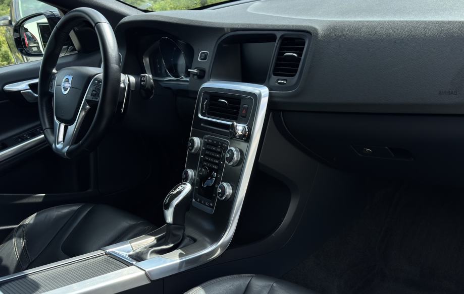Volvo V60 Cross Country 2.0 D3*Automatik*Summum*Ne plaća se prijenos, fotografija 12