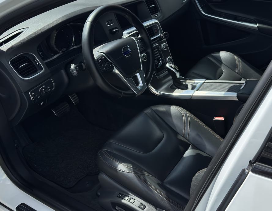 Volvo V60 Cross Country 2.0 D3*Automatik*Summum*Ne plaća se prijenos, fotografija 11