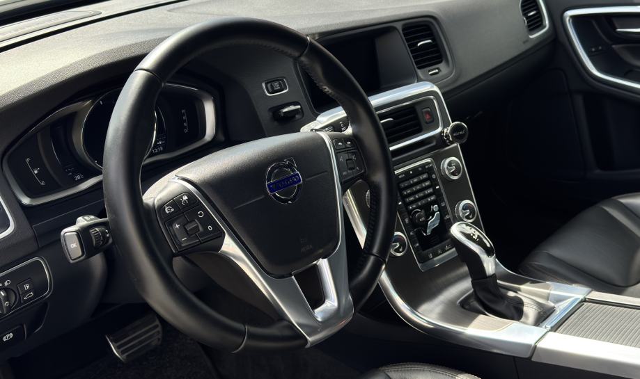 Volvo V60 Cross Country 2.0 D3*Automatik*Summum*Ne plaća se prijenos, fotografija 18