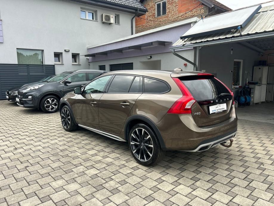 Volvo V60 Cross Country 2.0 D4 *garancija na km**full servisna**, pogled izvana - slika 3