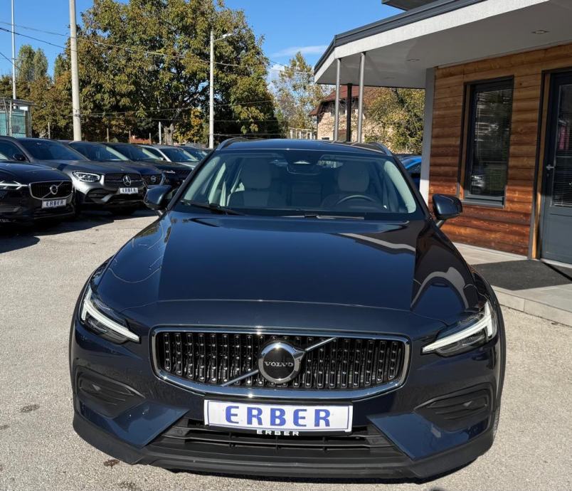Volvo V60 Cross Country B4 (d) AWD aut. Core, fotografija 2