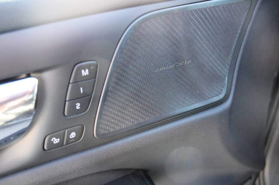 Volvo V60 D3 AUTOMATIK *LED, NAVIGACIJA, HARMAN-KARDON*, fotografija 15
