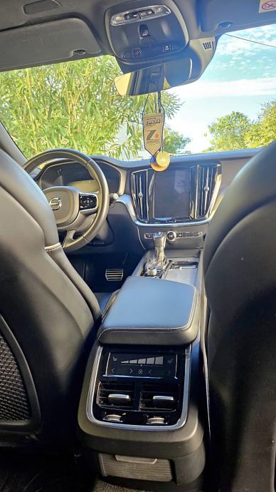 Volvo V60 D3 automatik, fotografija 15