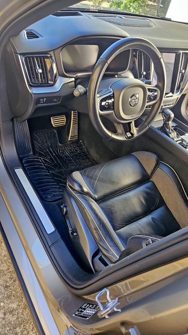 Volvo V60 D3 automatik, fotografija 17