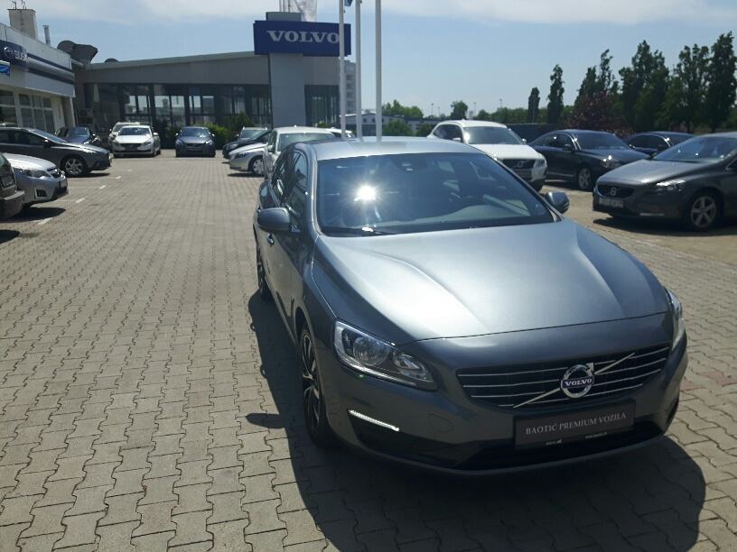 ****  VOLVO V60 D3 GEARTRONIC 2017.  ****