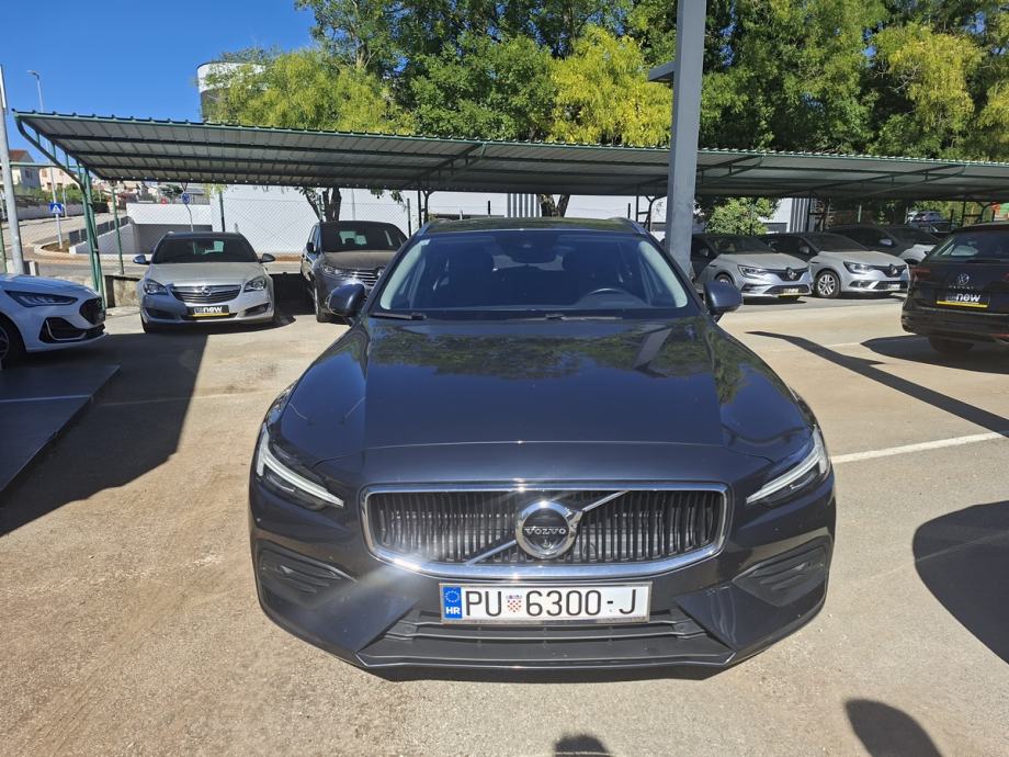 Volvo V60 D3 Momentum, fotografija 6