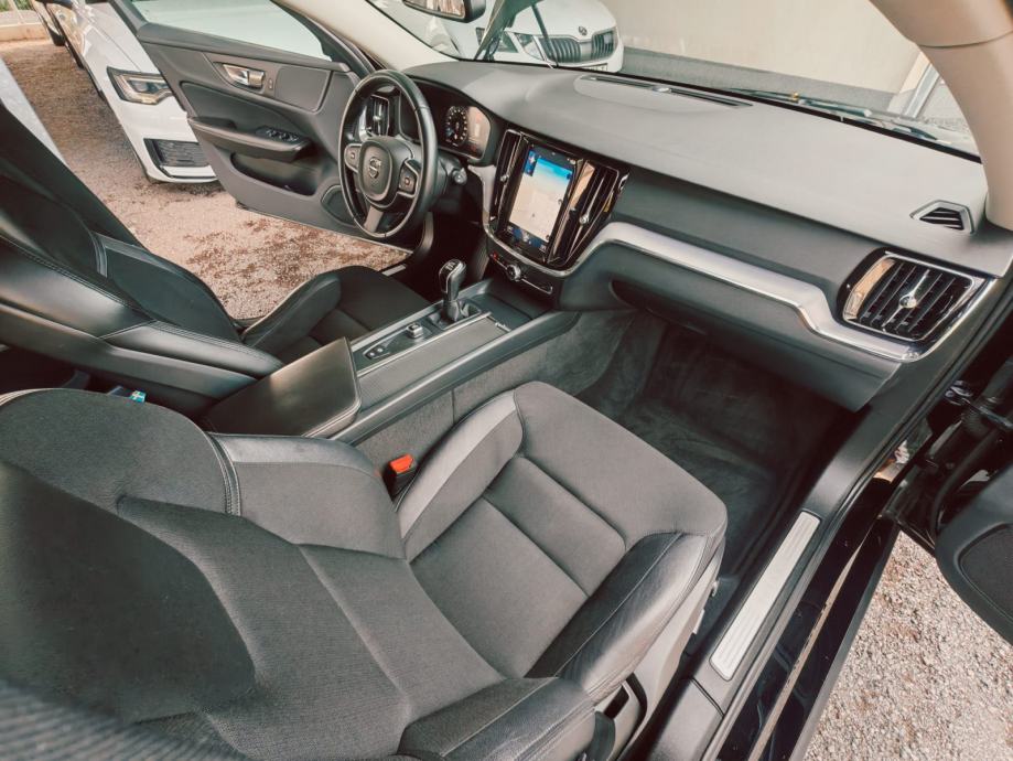 Volvo V60 D3 2.0D 150 ks MOMENTUM,, STANJE NOVO NOVO ❗❗, fotografija 19