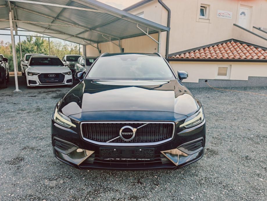 Volvo V60 D3 2.0D 150 ks MOMENTUM,, STANJE NOVO NOVO ❗❗, fotografija 7