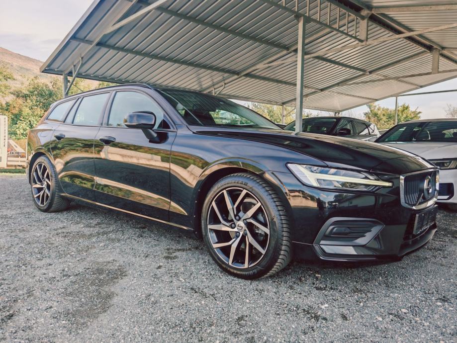 Volvo V60 D3 2.0D 150 ks MOMENTUM,, STANJE NOVO NOVO ❗❗, fotografija 9
