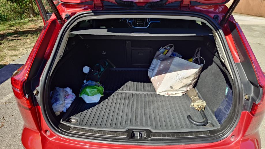 Volvo V60 D4 Geartronic, Momentum Pro + Polestar (200 KS)., fotografija 8