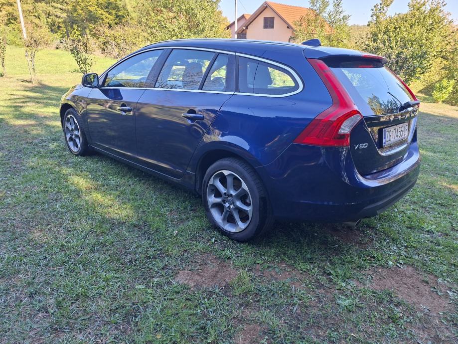 Volvo V60 D5 Ocean race, fotografija 3